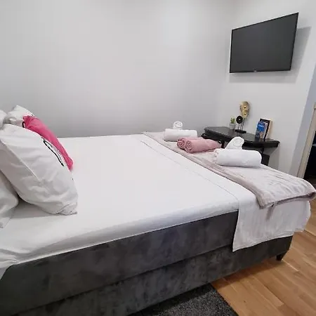 Place 4 U Center