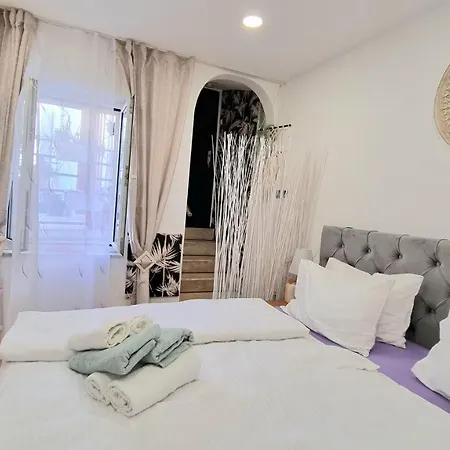 Place 4 U Center Apartament