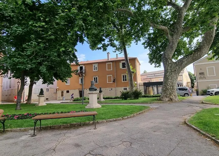 Apartman Place 4 U Center